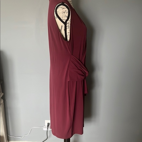 NWOT Venus XL Elegant Burgundy Sleeveless Dress, Sexy & Stretchy! - Picture 4 of 6